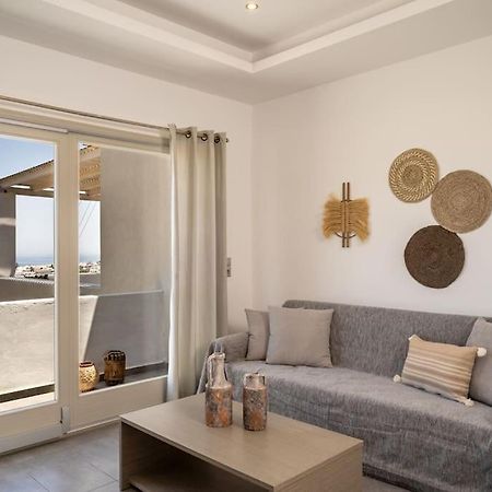 In The Heart Of Fira & Free Pool - Nychteri Suite Fira (Santorini) Exterior foto
