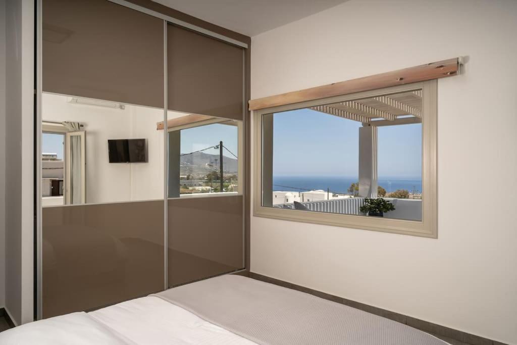 In The Heart Of Fira & Free Pool - Nychteri Suite Fira (Santorini) Exterior foto
