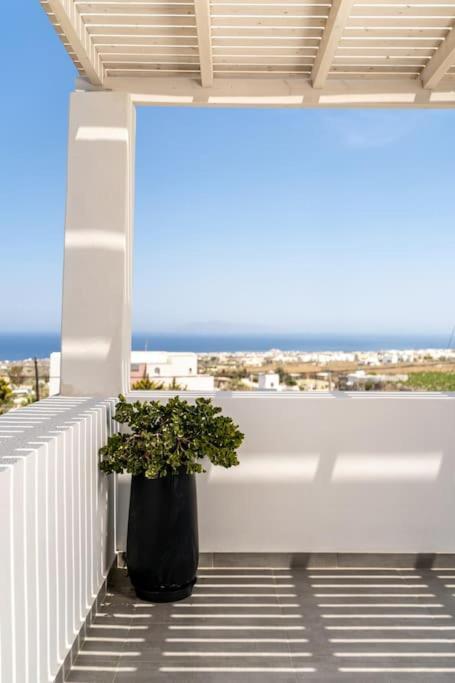 In The Heart Of Fira & Free Pool - Nychteri Suite Fira (Santorini) Exterior foto