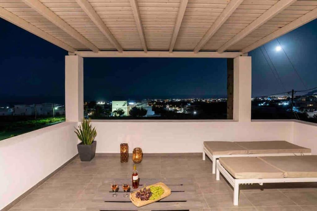 In The Heart Of Fira & Free Pool - Nychteri Suite Fira (Santorini) Exterior foto